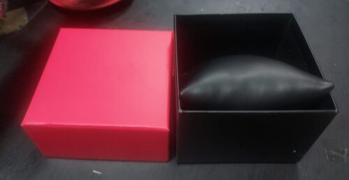 1 Pack Black and red Gift And Watch Boxes, Size10x10x8 cm-4"D x 4"W x 3.15"H-Shiny Boxes,Small Boxes for Birthday Party, Bridesmaid Proposal, Wedding,Christmas with Removable leather Cushion. - Image 4